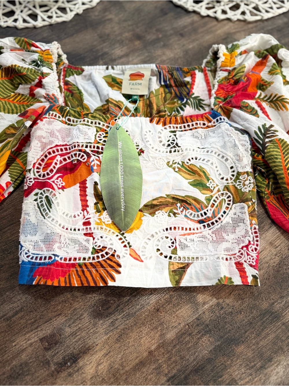 FARM Rio White Tropical Lace-Trim Off-Shoulder Crop Top